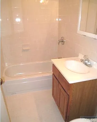 Rented by Paley Management | media 12