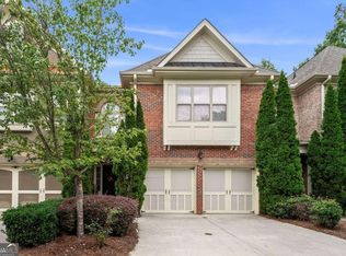 7890 Glisten Ave, Sandy Springs, GA 30328