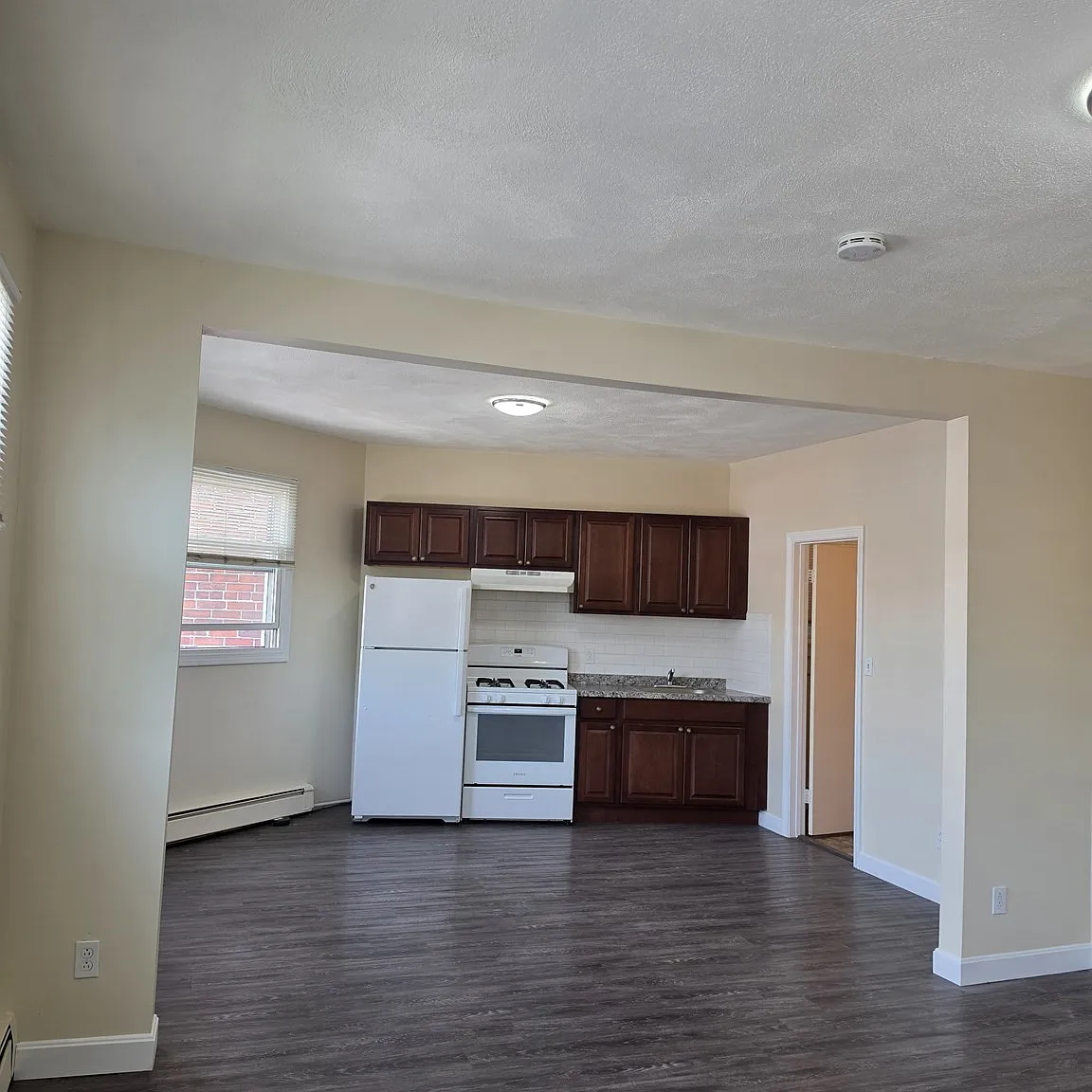838 Western Ave — Photo 2
