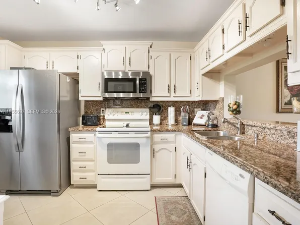 3591 Environ Blvd #A404, Lauderhill, FL 33319