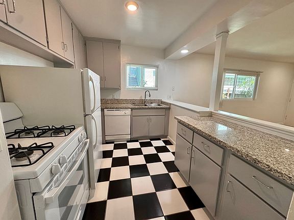 4th image of 3771 Vinton Ave APT 3