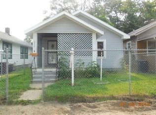 828 N Hill St, South Bend, IN 46617