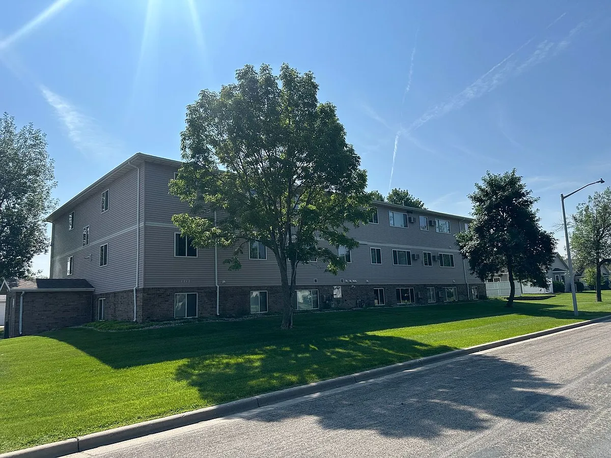 Building Photo - 1212 34th Street Cir S