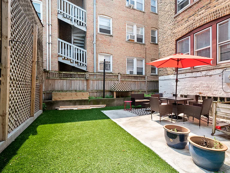 5507 N Artesian Ave #1 — Photo 33