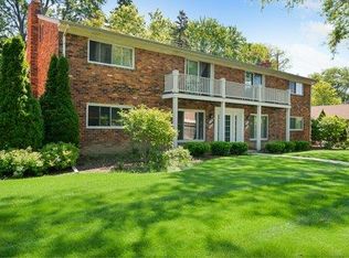 516 Neff Ln #516, Grosse Pointe, MI 48230