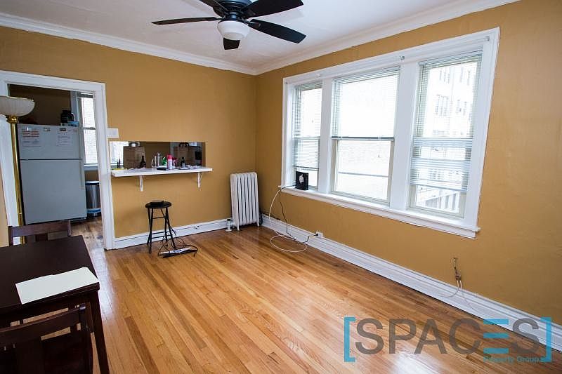 1st image of 905 W Carmen Ave APT F3