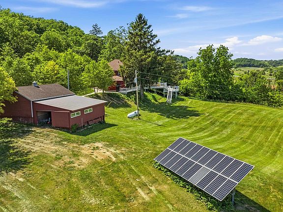4th image of 2181 S Irish Hollow Rd