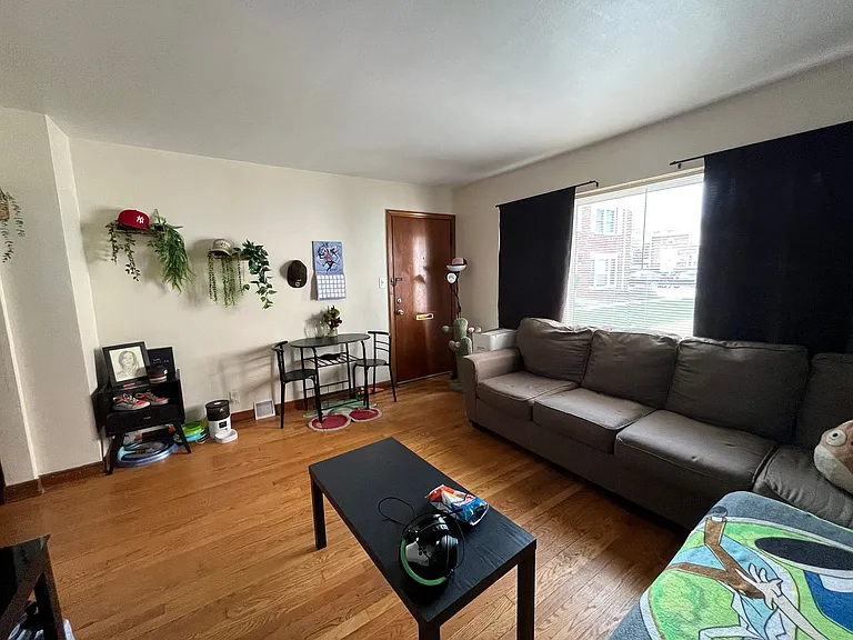 7505 W Center St — Photo 2