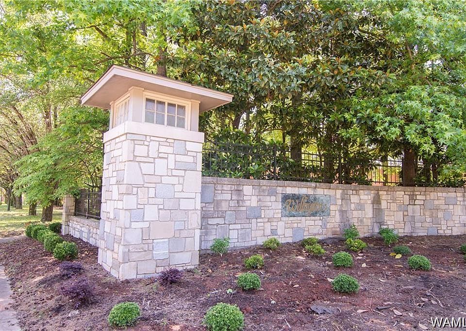 1st image of 2040 Westminster Ln