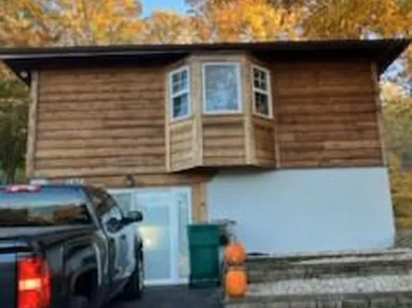 1034 Top Dr, Arnold, MO 63010