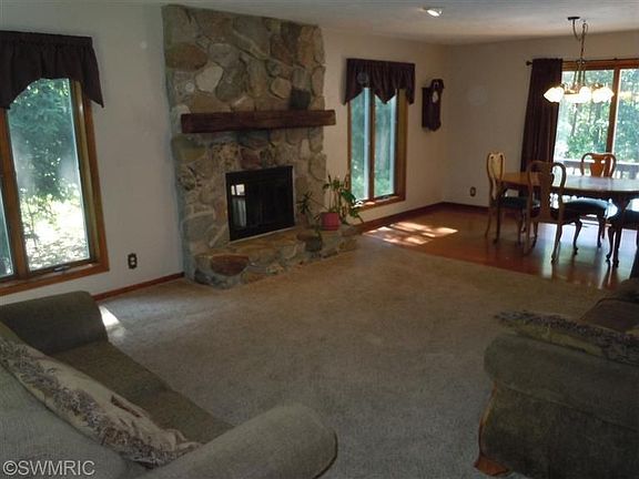2nd image of 4247 N 160th Ave
