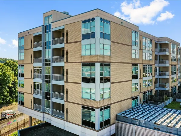 5570 Centre Ave APT 213, Pittsburgh, PA 15232
