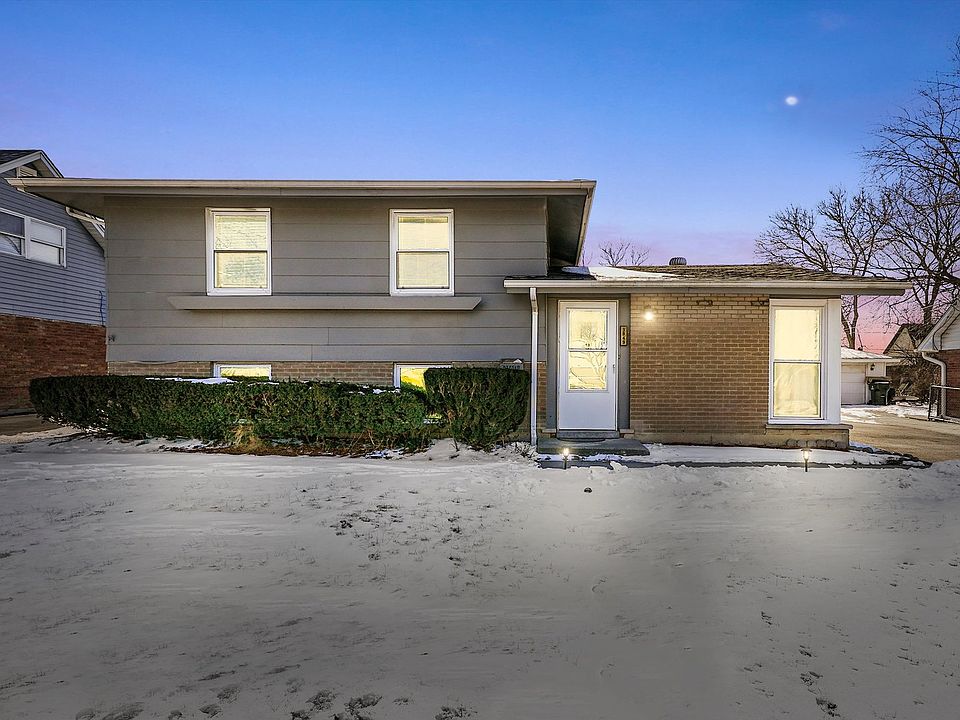 3949 168th St, Country Club Hills, IL 60478 | MLS #12299479