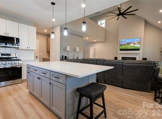 1309 Oak Canopy Rd, Lincolnton, NC 28092
