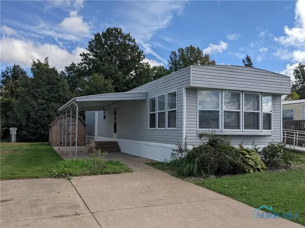 283 Rathbun Dr, Marblehead, OH 43440