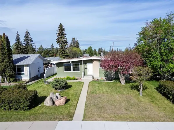 3210 E 43rd Ave, Red Deer, AB T4N 3A9