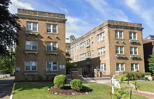 1625 East Ave Photo 1