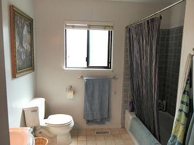 4th image of 1336 Hidden Lake Dr