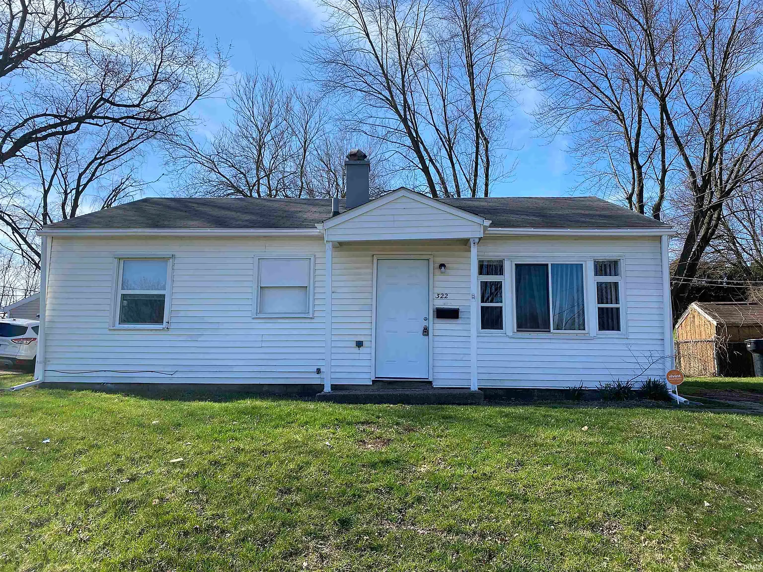 322 Barbie St photo 1