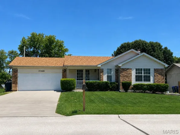 1168 Spencer Rd, Saint Peters, MO 63376