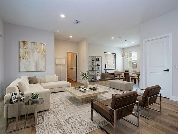 4th image of 17 E GENEVA STREET