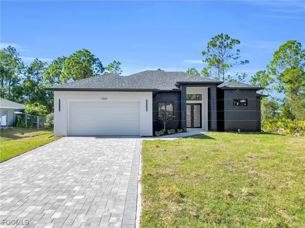 1203 Calvin Ave, Lehigh Acres, FL 33972