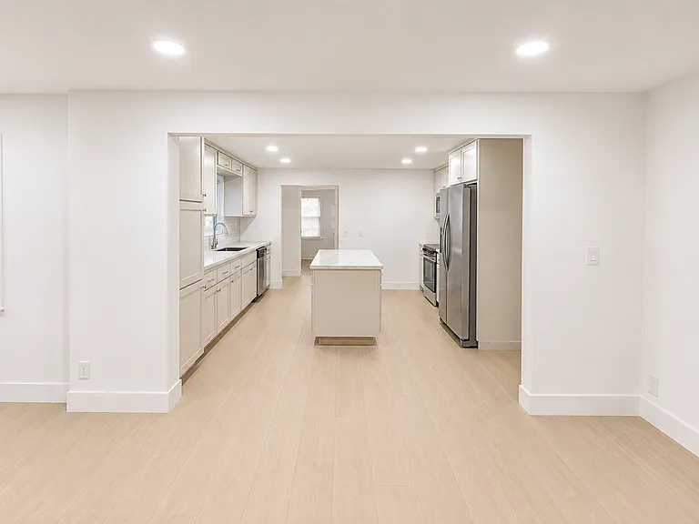 116 Malio Dr — Photo 23