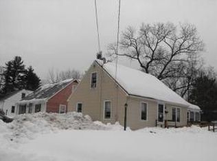 15 Adams St, Nashua, NH 03064