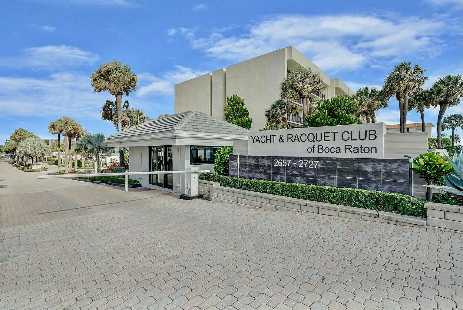 2 bed, 2.0 bath, 1020 sqft, $7,000 — Photo 1