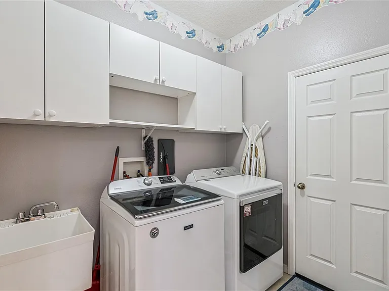 480 Rob Roy Dr — Photo 20