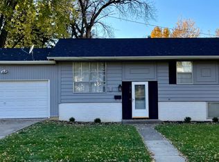 1314 25th St, Bettendorf, IA 52722