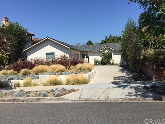1st image of 530 Terraine Ave