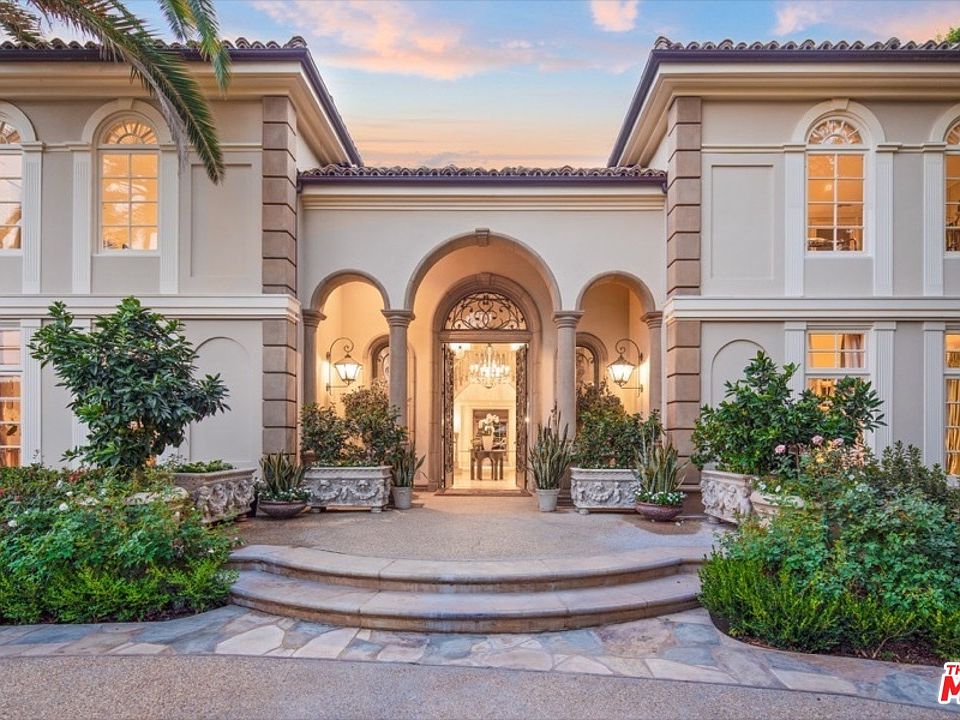 707 N Hillcrest Rd, Beverly Hills, CA 90210 | Zillow