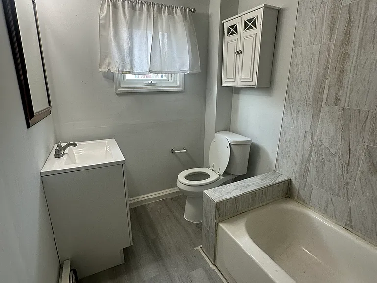 41 Clinton Pl — Photo 16