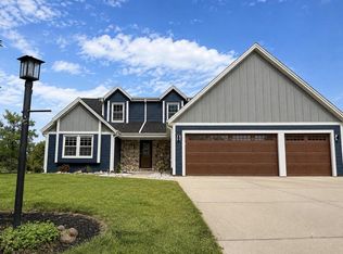 W146N10907 Heritage Pkwy, Germantown, WI 53022