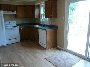 4 Chadford Ct, Middle River, MD 21220