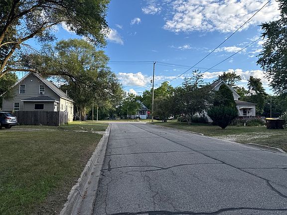 5th image of 110 N Maxwell St