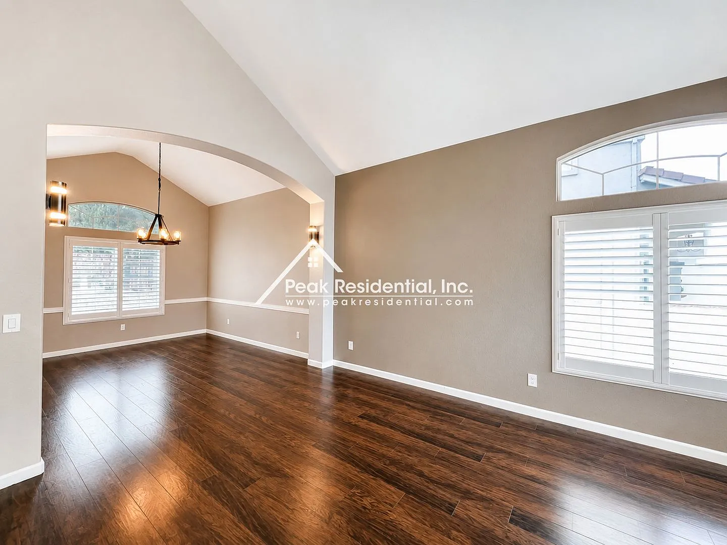 Wonderful 4bd/2.5ba Roseville Home With Pool! — Photo 3