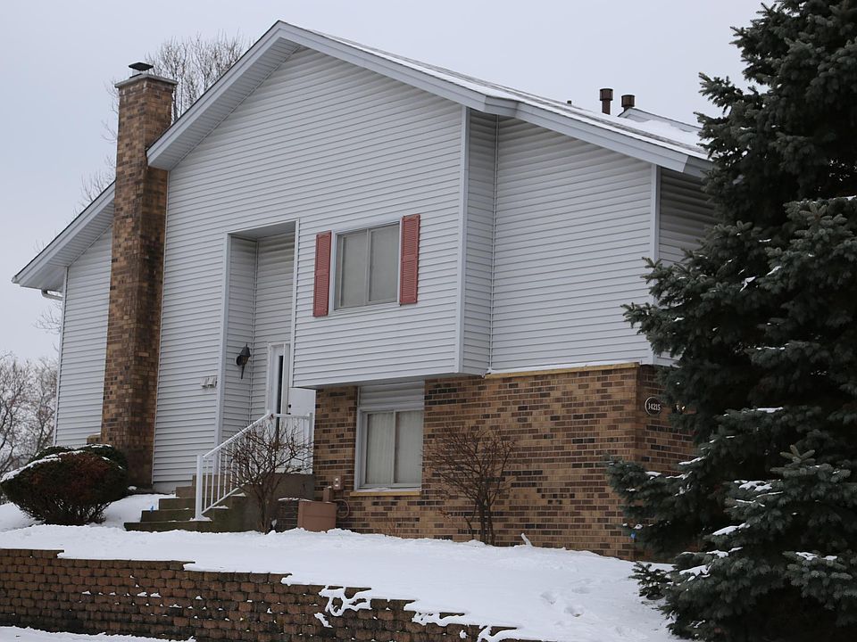 1st image of 14215 E 143rd Ct
