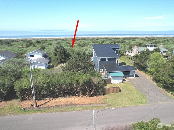 3rd image of 263 Sand Dune Avenue SW