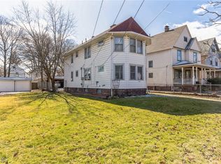 3325 Mapledale Ave, Cleveland, OH