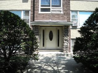 5530 W Lawrence Ave APT 1N, Chicago, IL