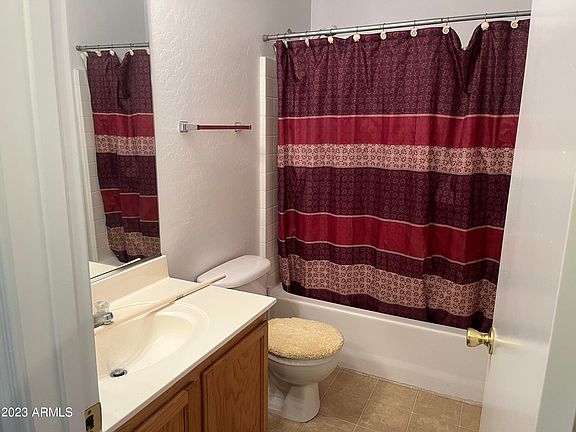 3rd image of 11801 W Sunnyside Drive