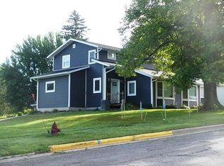 212 W Miller St, Greenwood, WI 54437