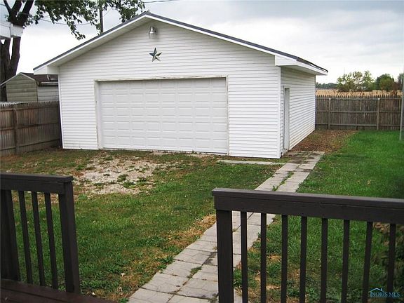 3rd image of 23897 W Meadow Dr