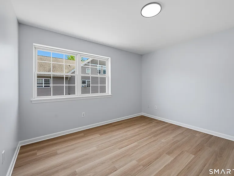1 Union Ave #11 — Photo 35