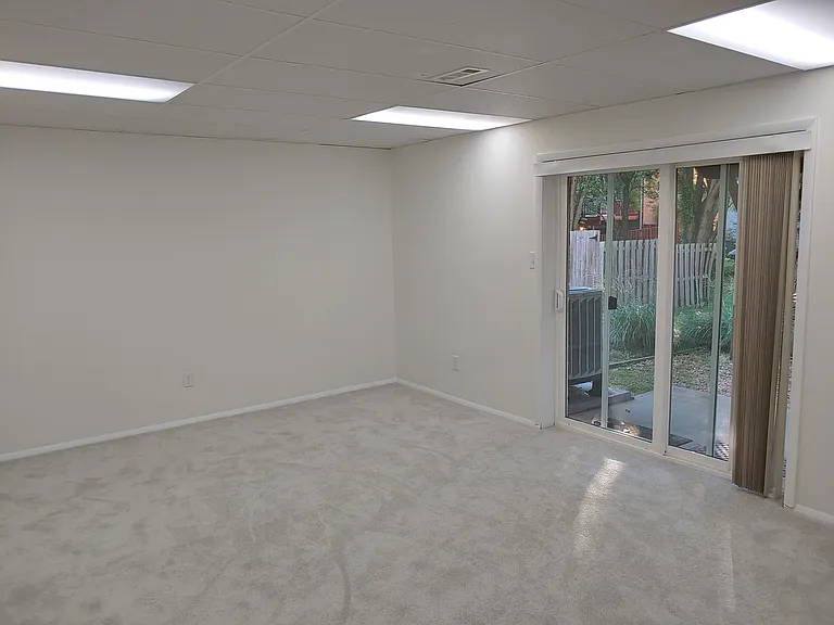 8614 Spruce Run Ct — Photo 37