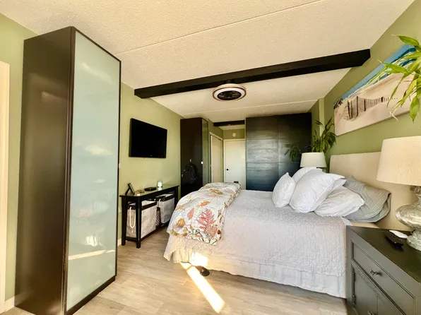 6008 Beach Front Road image 9 of 29