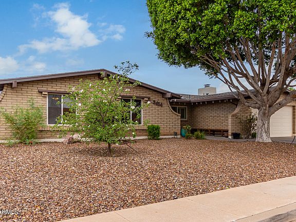 5th image of 2414 W Pecos Avenue