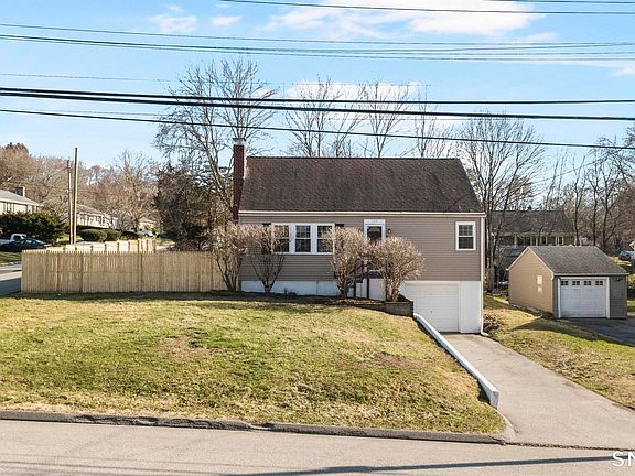 2nd image of 122 Newton Street